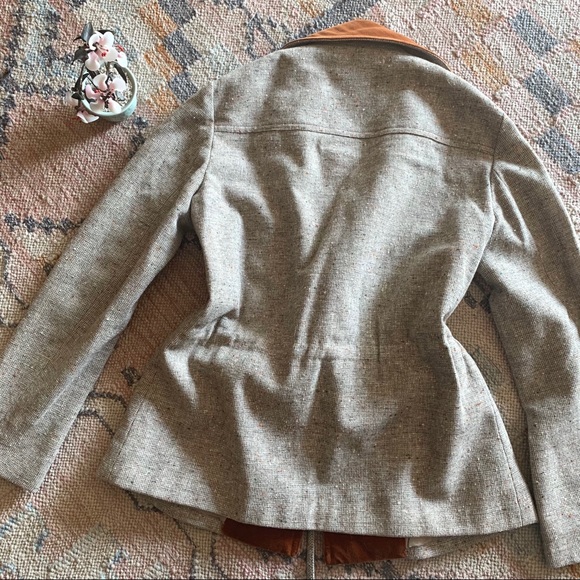 Sold!Albert Capraro Vintage Tweet and Suede Jacket - Picture 2 of 11